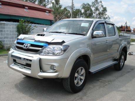 new Toyota Hilux Vigo Double Cab at Thailand's top Toyota Hilux Vigo dealer Soni Motors Thailand